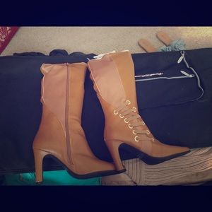 Size 7, long, heel boot